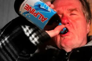 New Brunswickers ‘more than willing’ to keep drinking if it helps fight tariffs